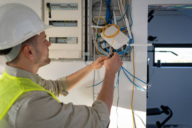 Best Emergency Electrical Repair  in Fair Oaks, VA